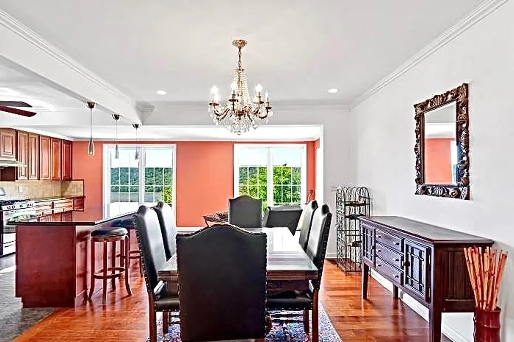 67 Holls Terrace W Yonkers NY 10701