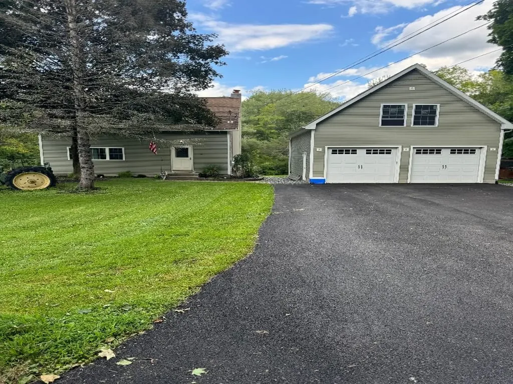 8 Garrett Place Carmel NY 10512
