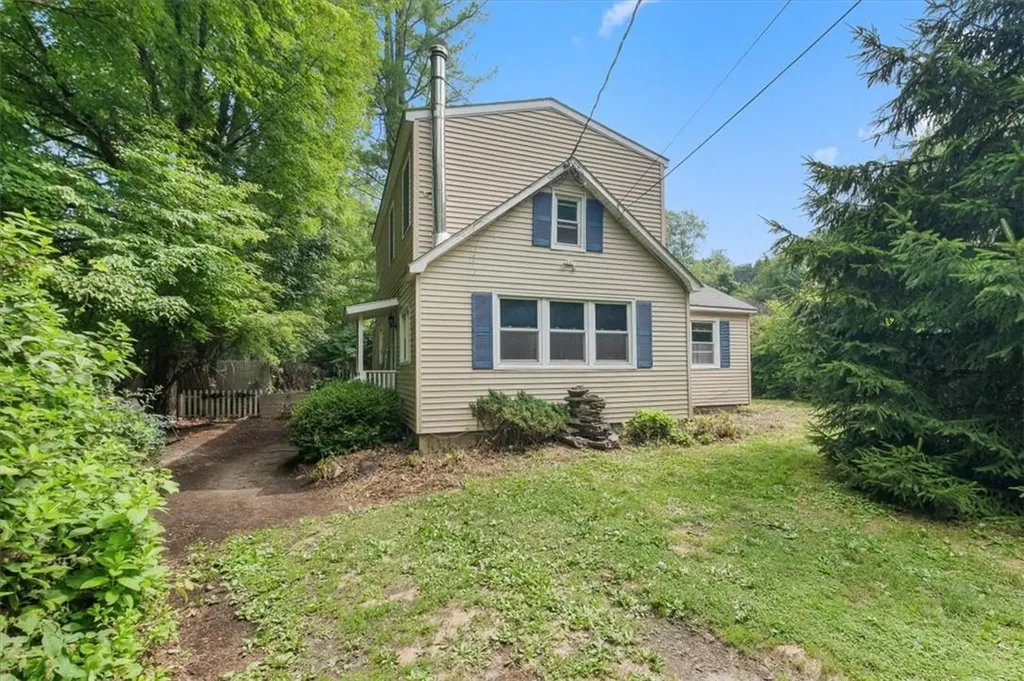 50 Lake Ellis Road Wingdale NY 12594