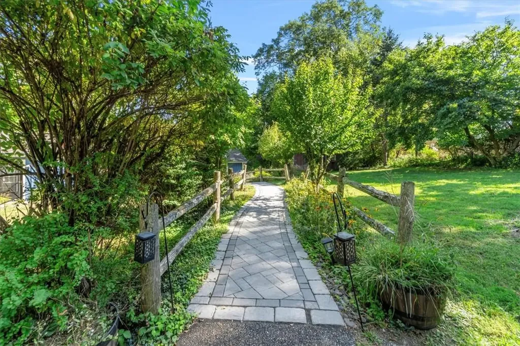 21 Sparrow Street Monroe NY 10950