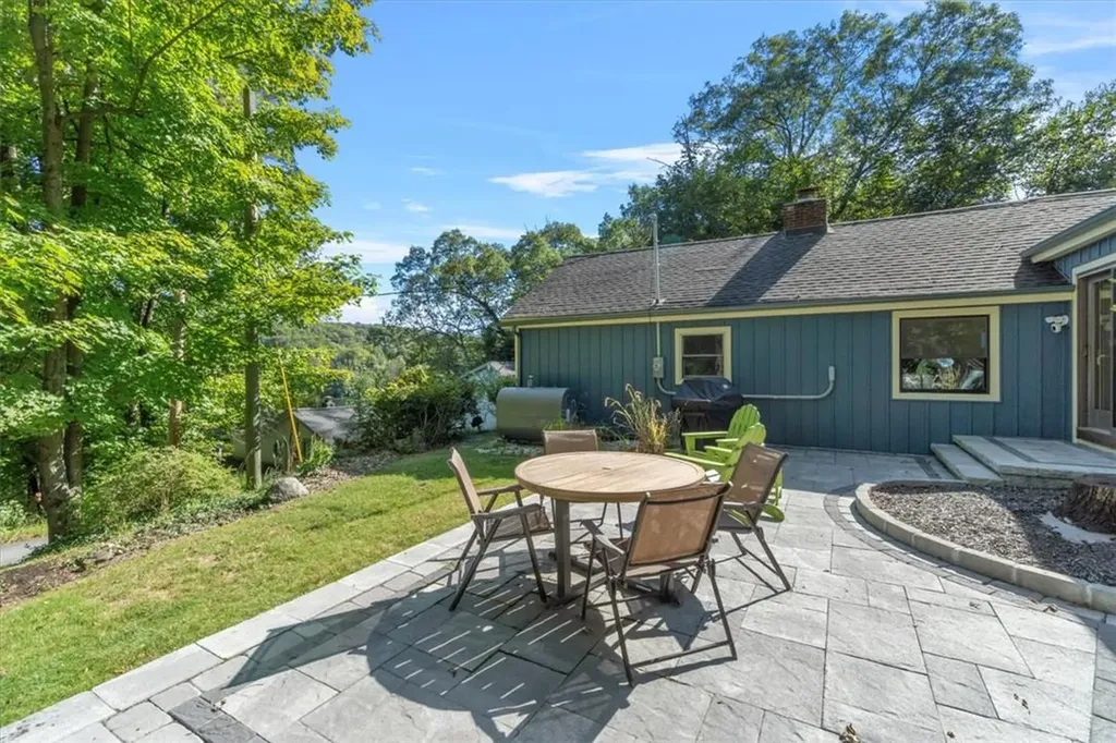 21 Sparrow Street Monroe NY 10950