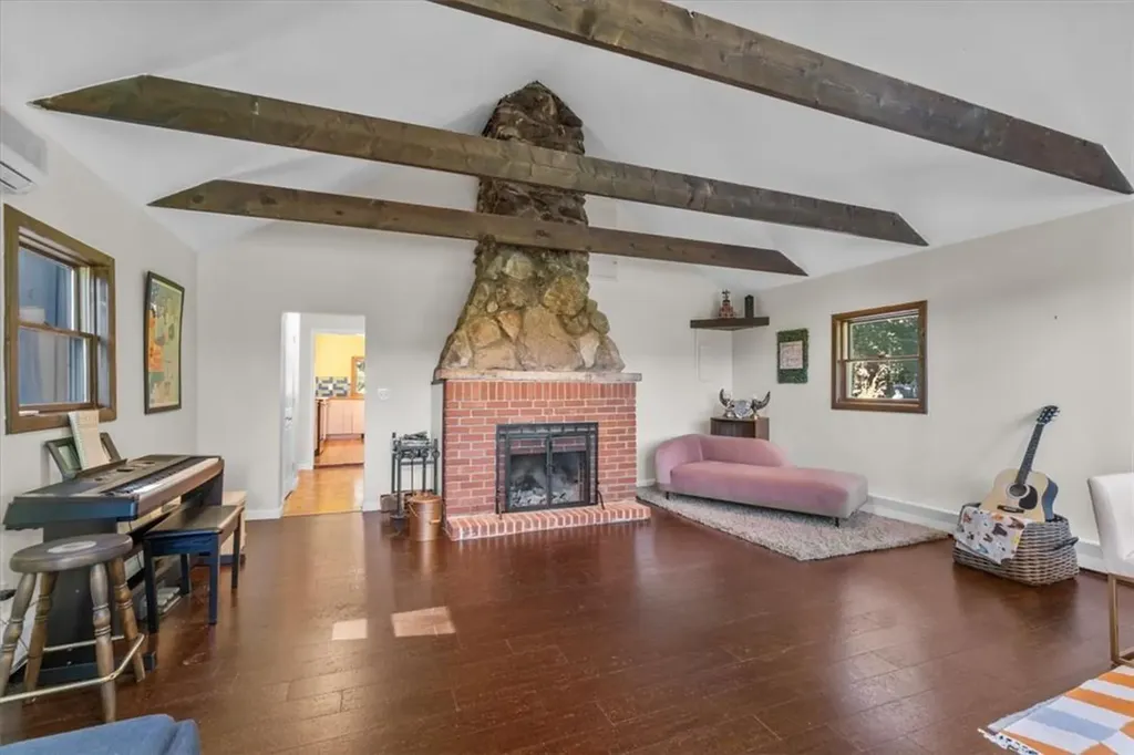 21 Sparrow Street Monroe NY 10950