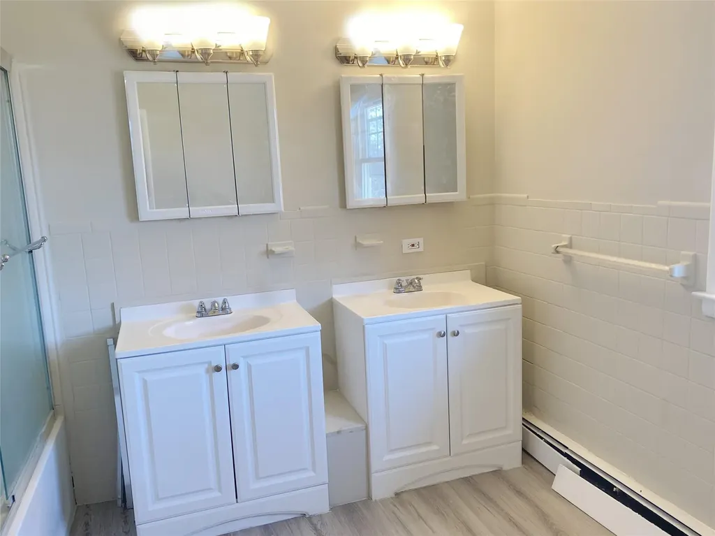 210 East Drive Hurley NY 12443