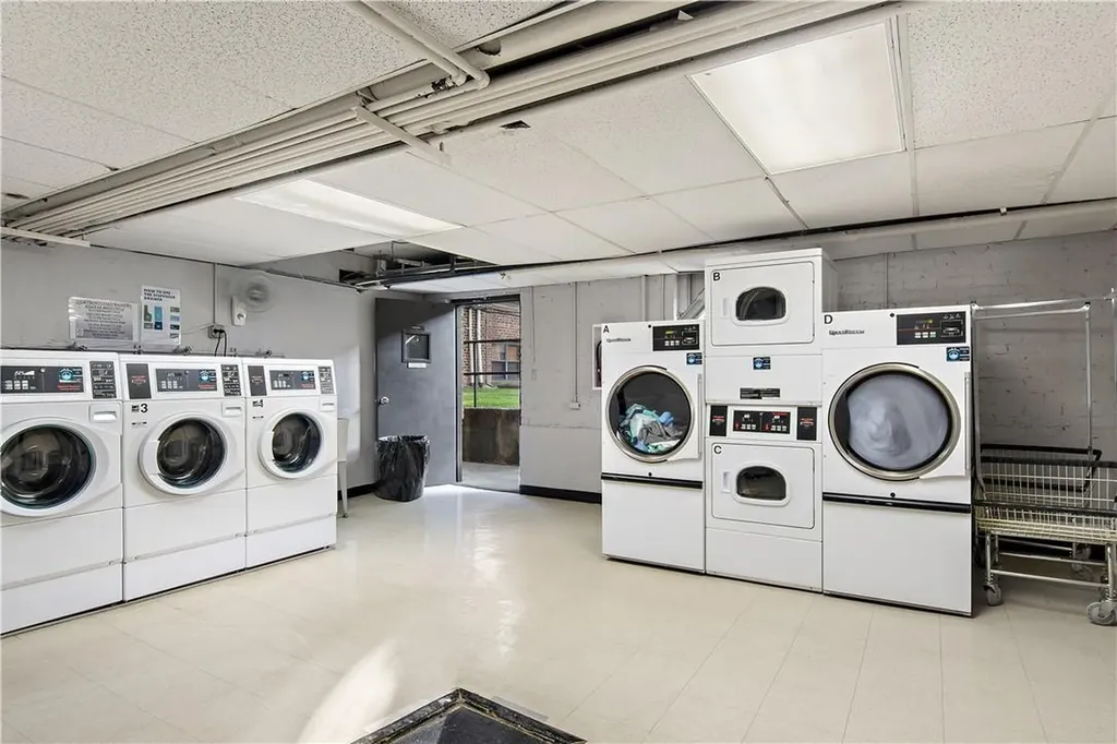 320 Richbell Road Mamaroneck NY 10543