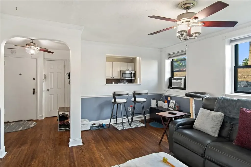 320 Richbell Road Mamaroneck NY 10543