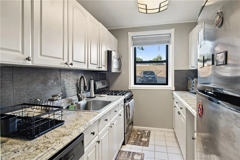 320 Richbell Road Mamaroneck NY 10543