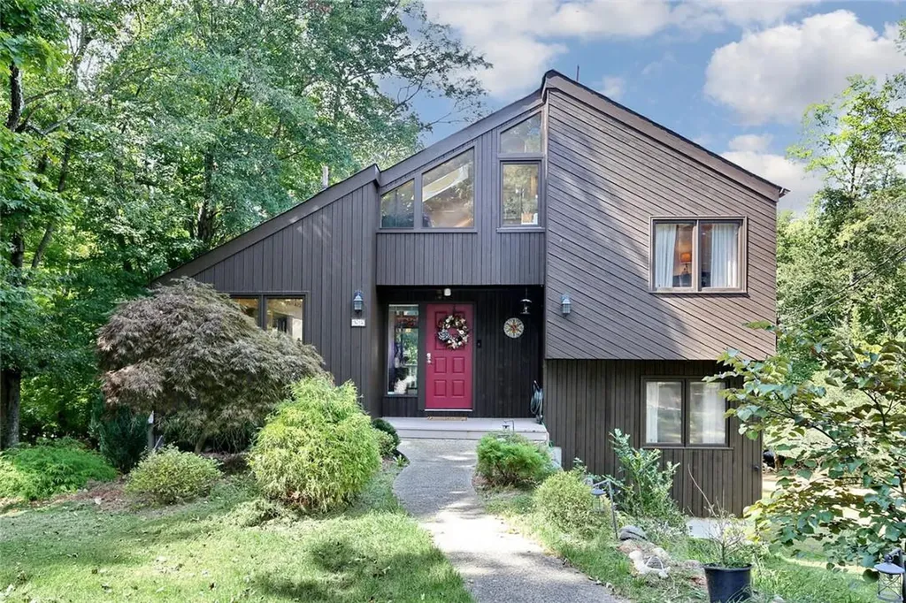 53 Spook Rock Road Suffern NY 10901