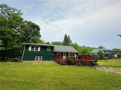 83 Sherwood Road Cortlandt Manor NY 10567