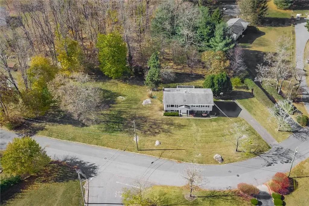 3 Hampton Road Airmont NY 10901