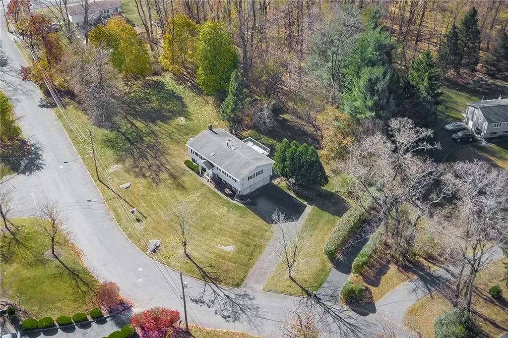 3 Hampton Road Airmont NY 10901
