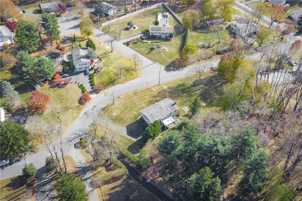 3 Hampton Road Airmont NY 10901