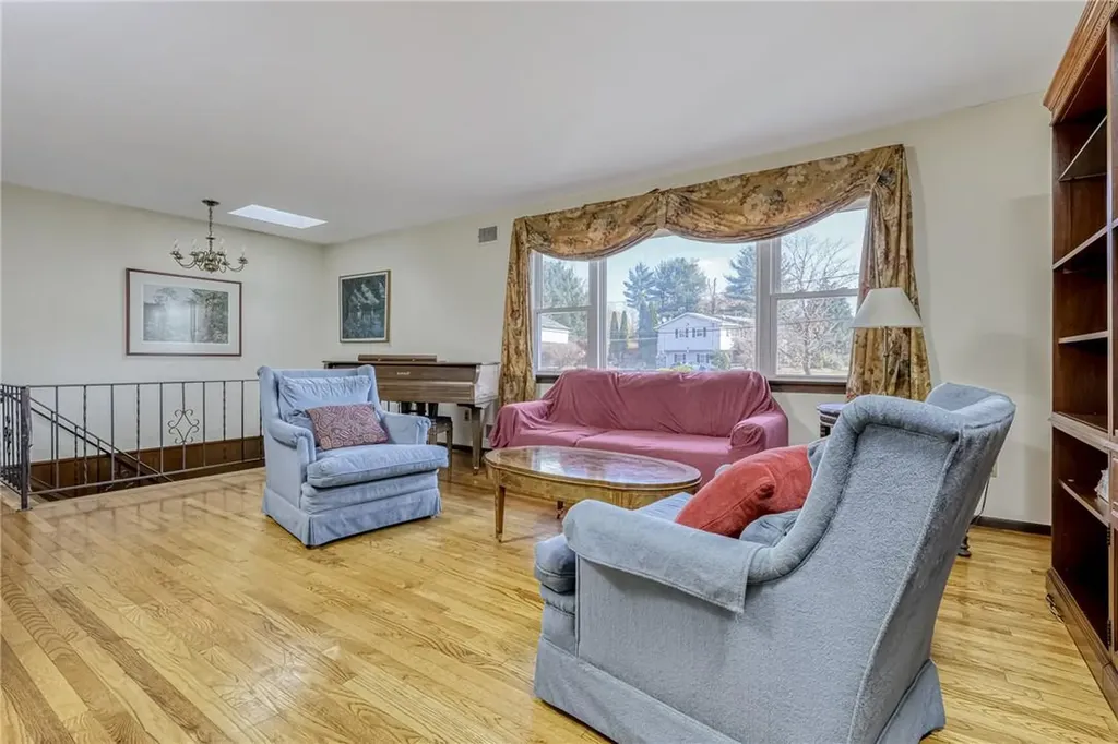 3 Hampton Road Airmont NY 10901