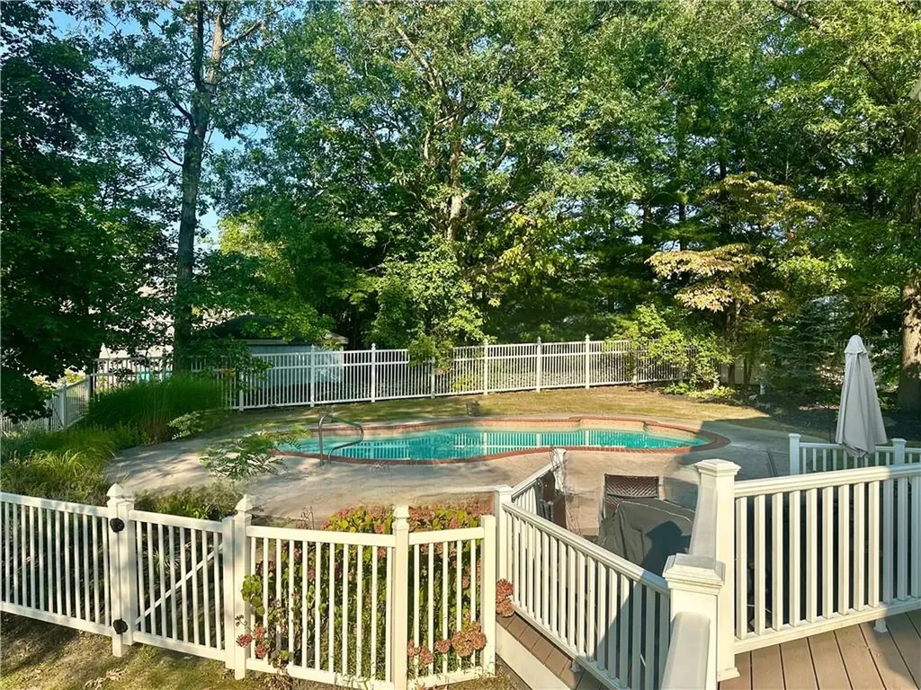 98 Pelham Drive Cornwall NY 12518