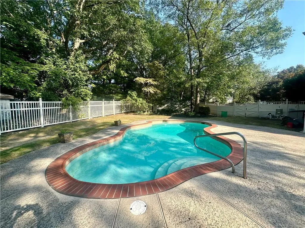 98 Pelham Drive Cornwall NY 12518