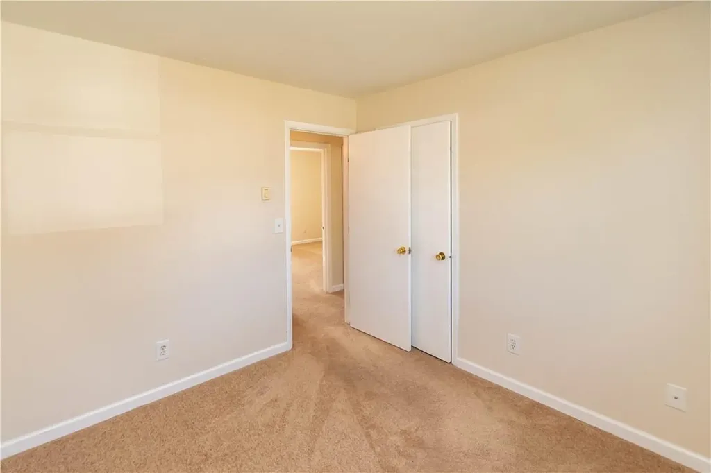 8 Herman Avenue Newburgh NY 12550