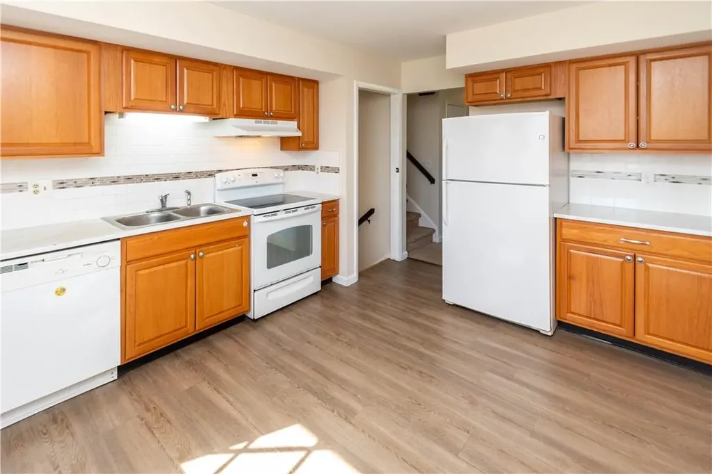8 Herman Avenue Newburgh NY 12550