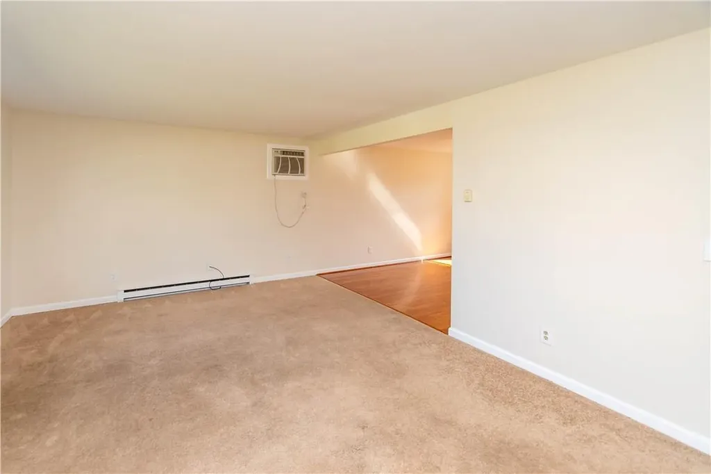 8 Herman Avenue Newburgh NY 12550
