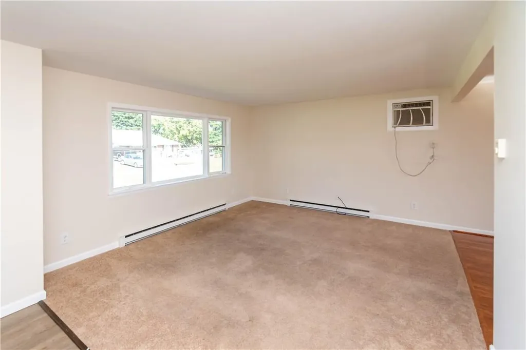 8 Herman Avenue Newburgh NY 12550