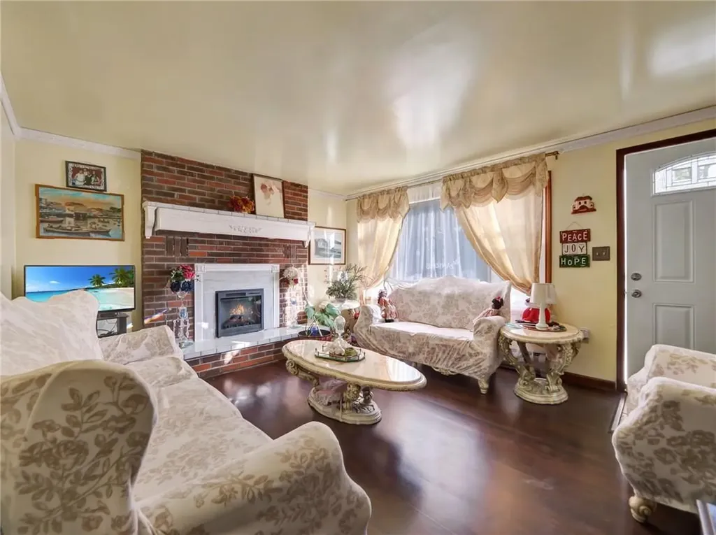 15 Blue Spruce Trail Warwick NY 10990