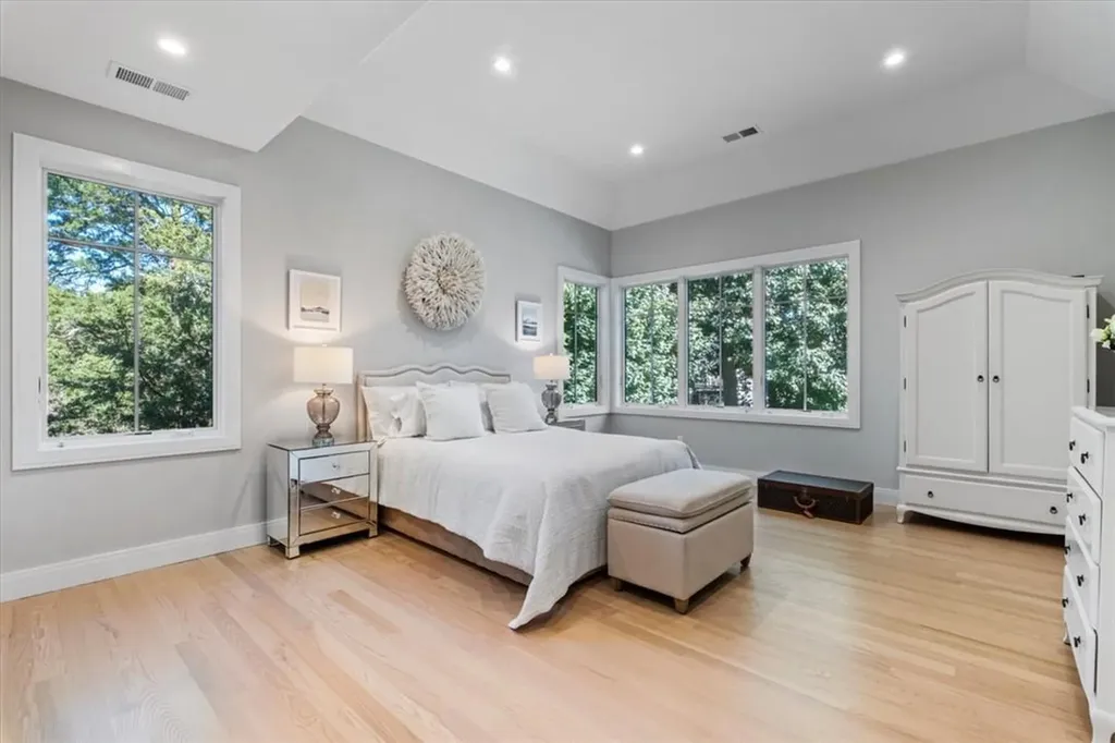 7 Daymon Terrace Larchmont NY 10538