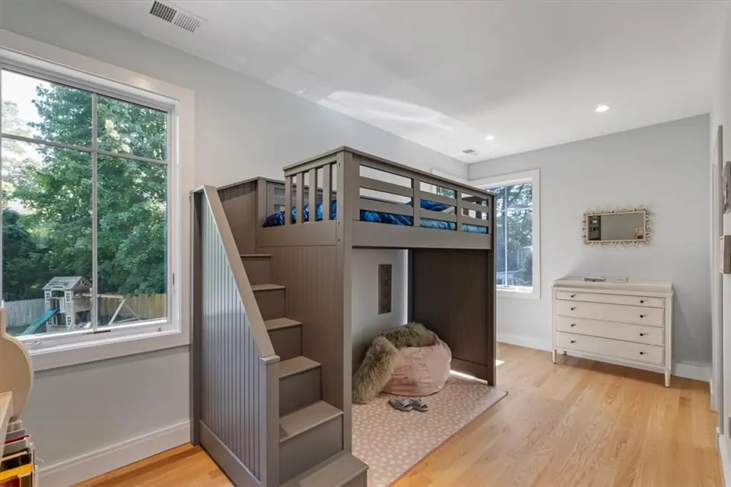 7 Daymon Terrace Larchmont NY 10538