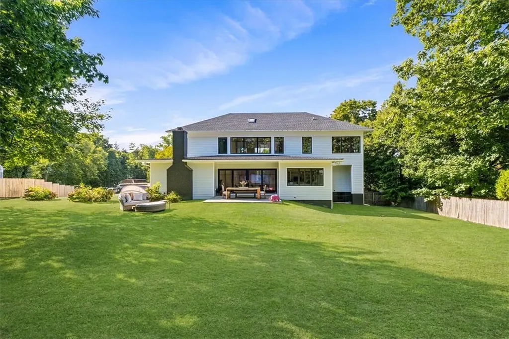 7 Daymon Terrace Larchmont NY 10538
