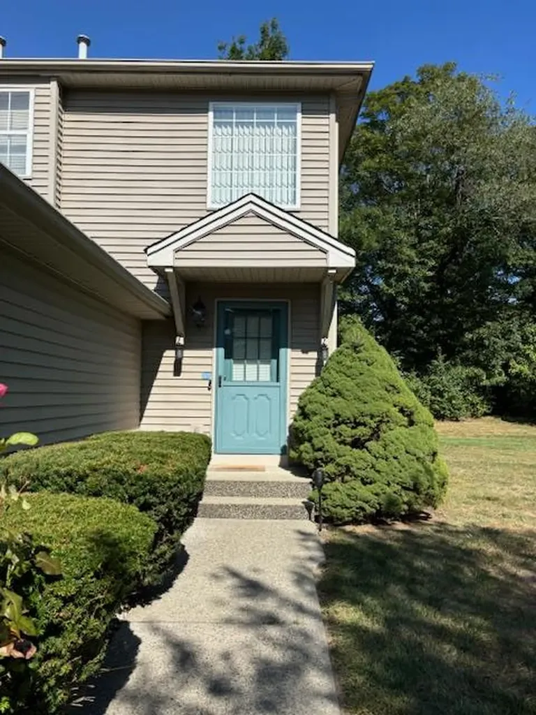 223 Crestwood Court Fishkill NY 12524