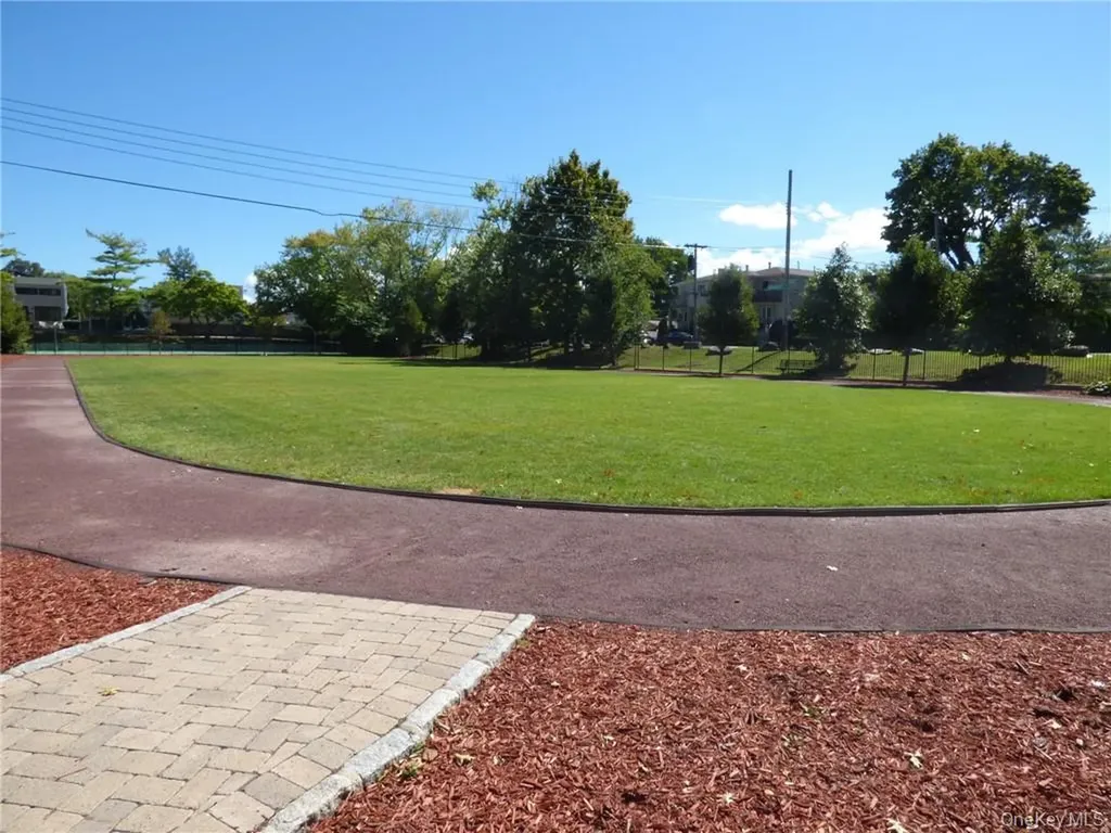65C Edgewater Park Bronx NY 10465