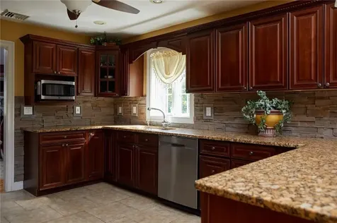 71 Highland Road Ulster Park NY 12487