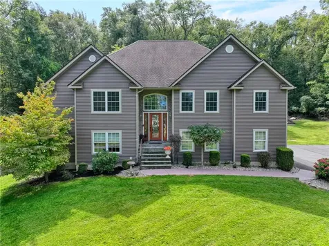 71 Highland Road Ulster Park NY 12487