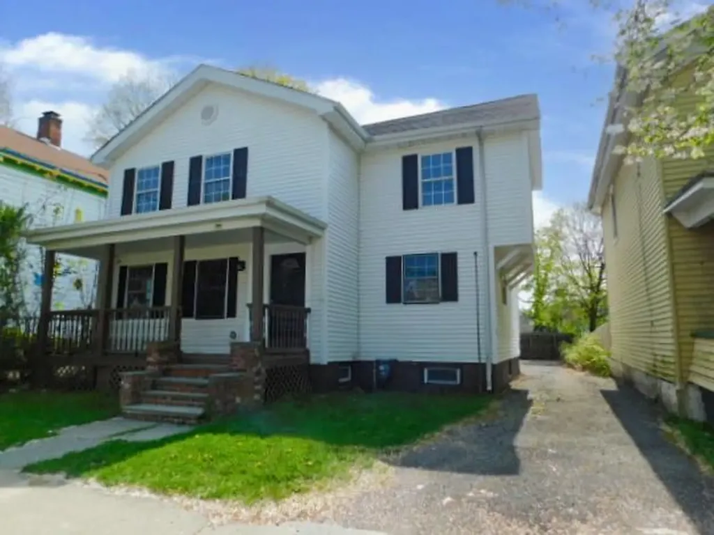 11 Grant Street Poughkeepsie NY 12601