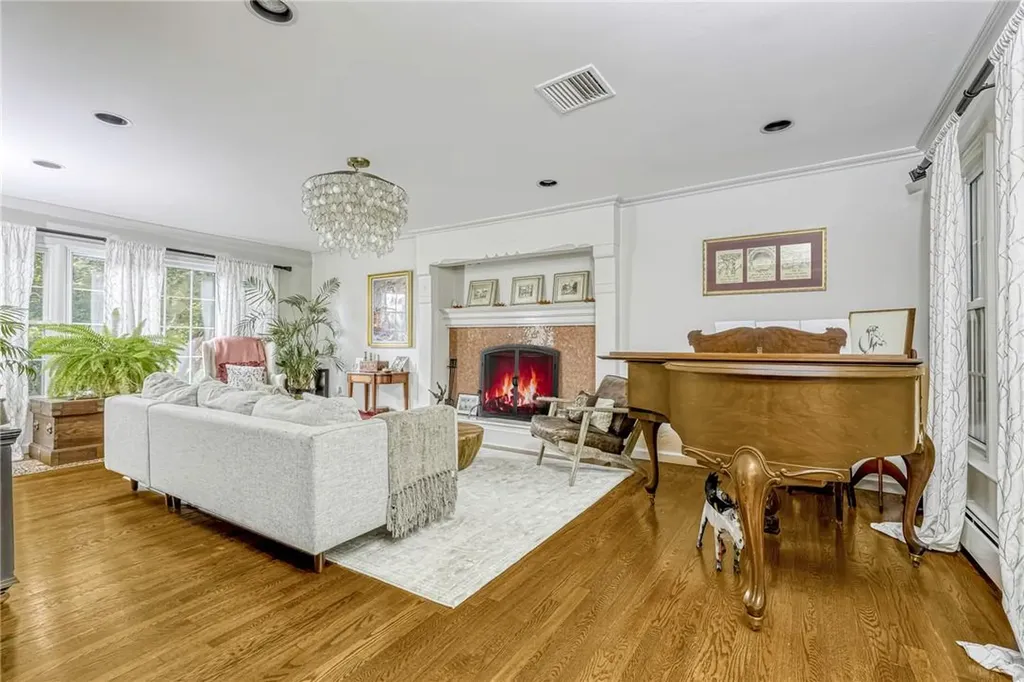 3 Marcia Lane Spring Valley NY 10977