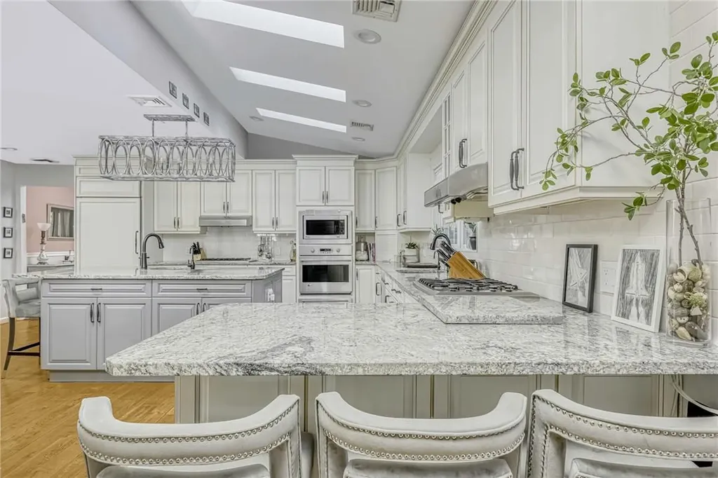 3 Marcia Lane Spring Valley NY 10977