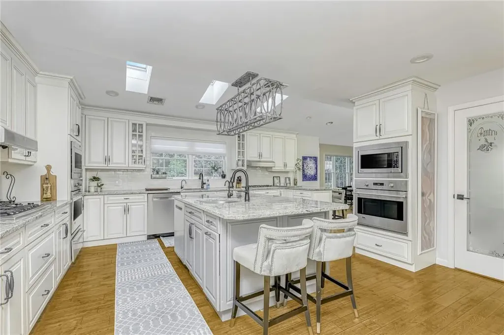 3 Marcia Lane Spring Valley NY 10977