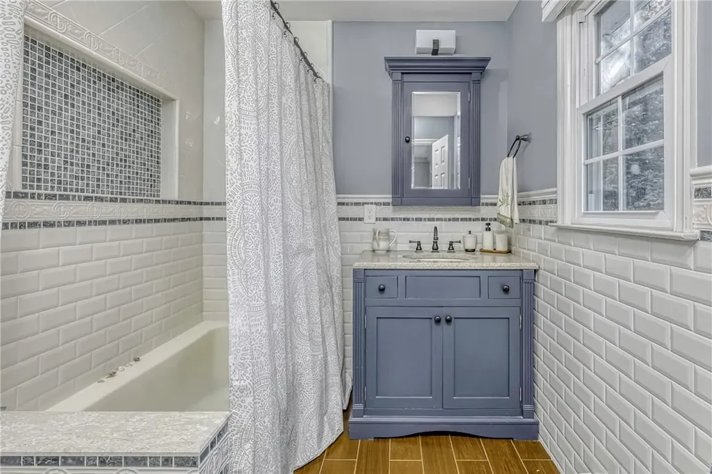3 Marcia Lane Spring Valley NY 10977