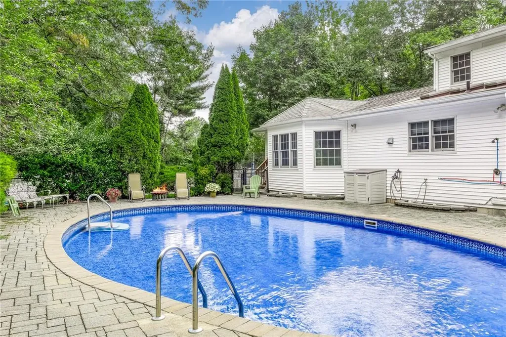3 Marcia Lane Spring Valley NY 10977