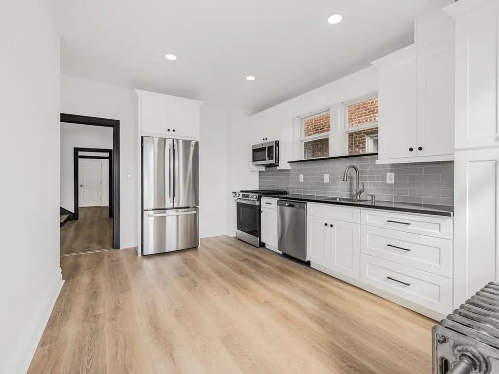 3644 Corlear Avenue Bronx NY 10463