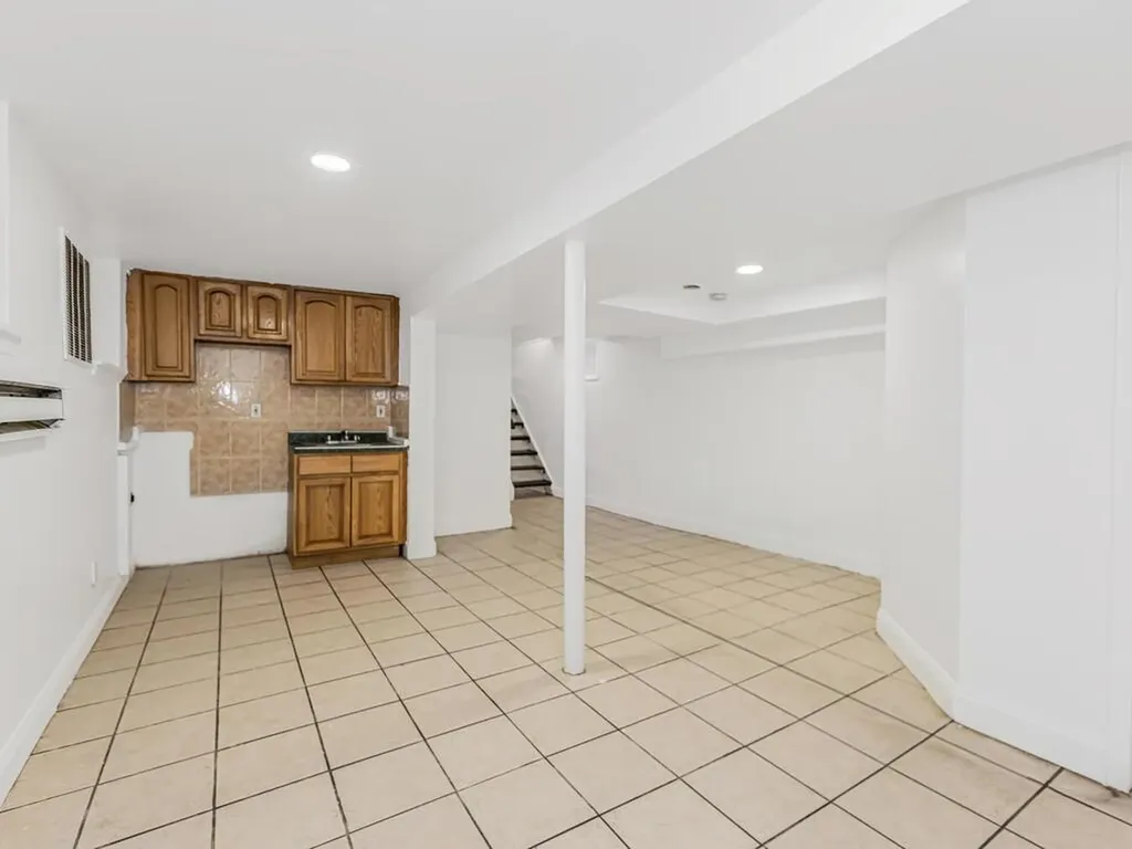 3644 Corlear Avenue Bronx NY 10463