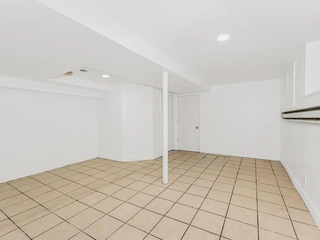 3644 Corlear Avenue Bronx NY 10463