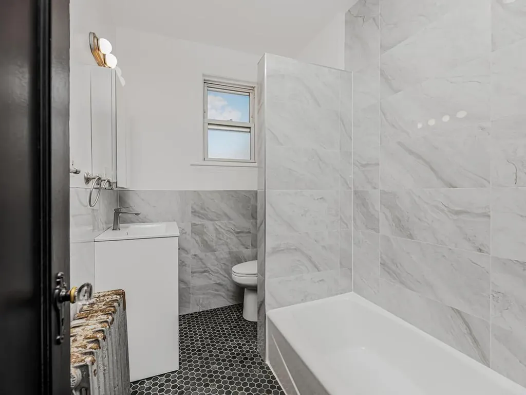 3644 Corlear Avenue Bronx NY 10463
