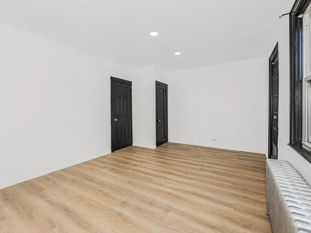 3644 Corlear Avenue Bronx NY 10463
