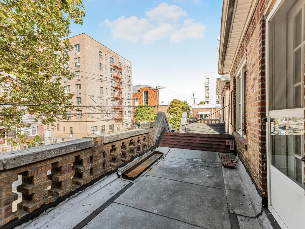 3644 Corlear Avenue Bronx NY 10463