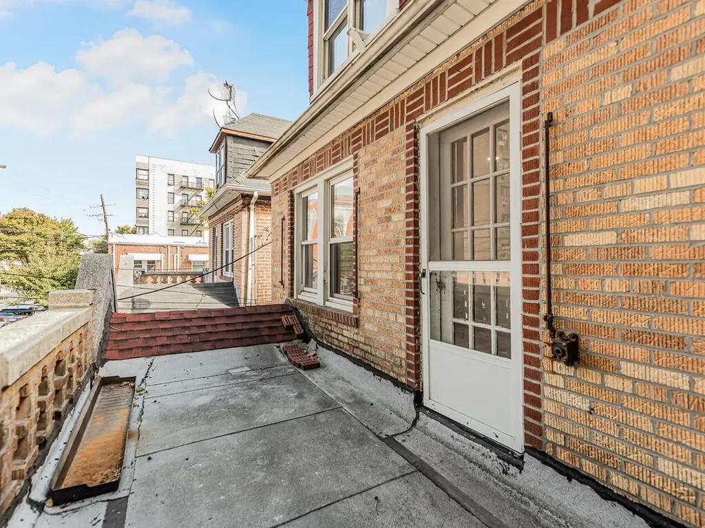 3644 Corlear Avenue Bronx NY 10463