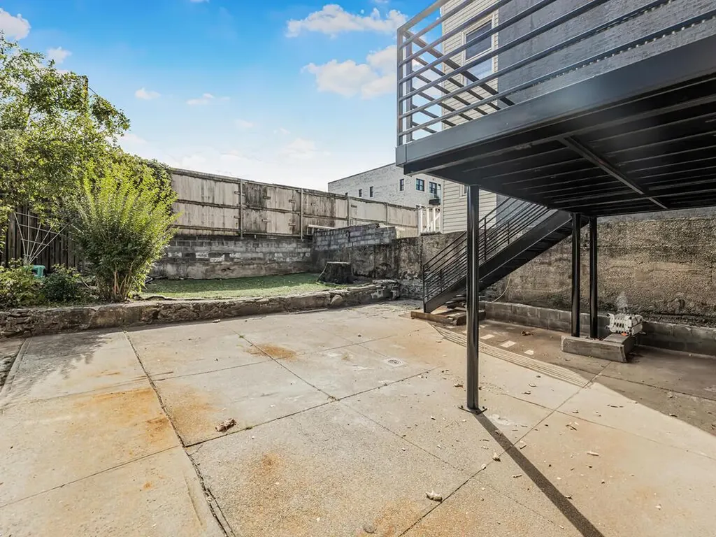 3644 Corlear Avenue Bronx NY 10463