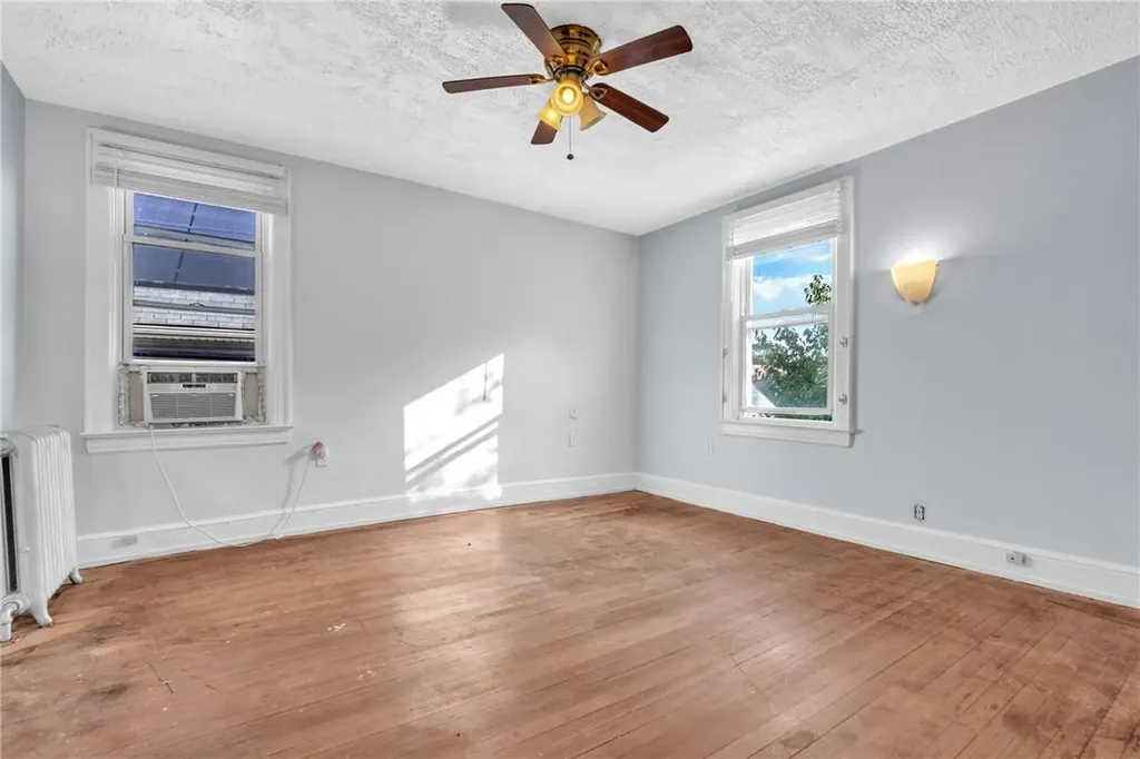 33 Vernon Place Yonkers NY 10704