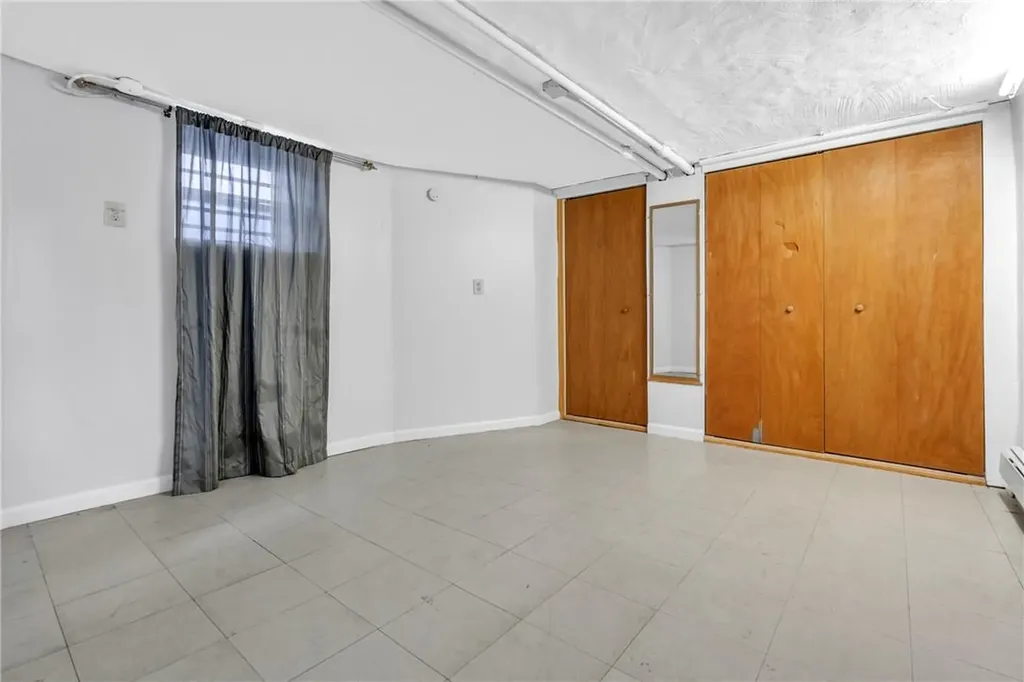 33 Vernon Place Yonkers NY 10704