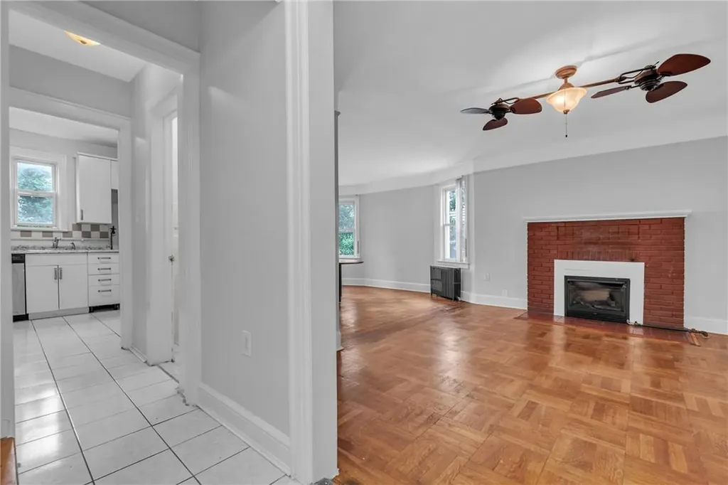 33 Vernon Place Yonkers NY 10704