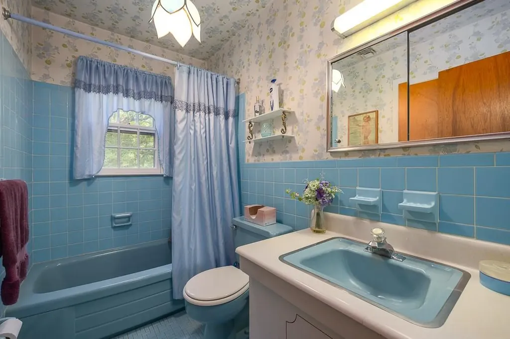 180 Schweizer Lane Bardonia NY 10954