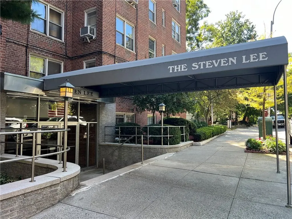 3200 Netherland Bronx NY 10463