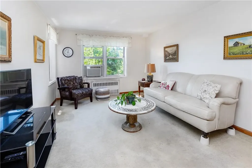 3200 Netherland Bronx NY 10463